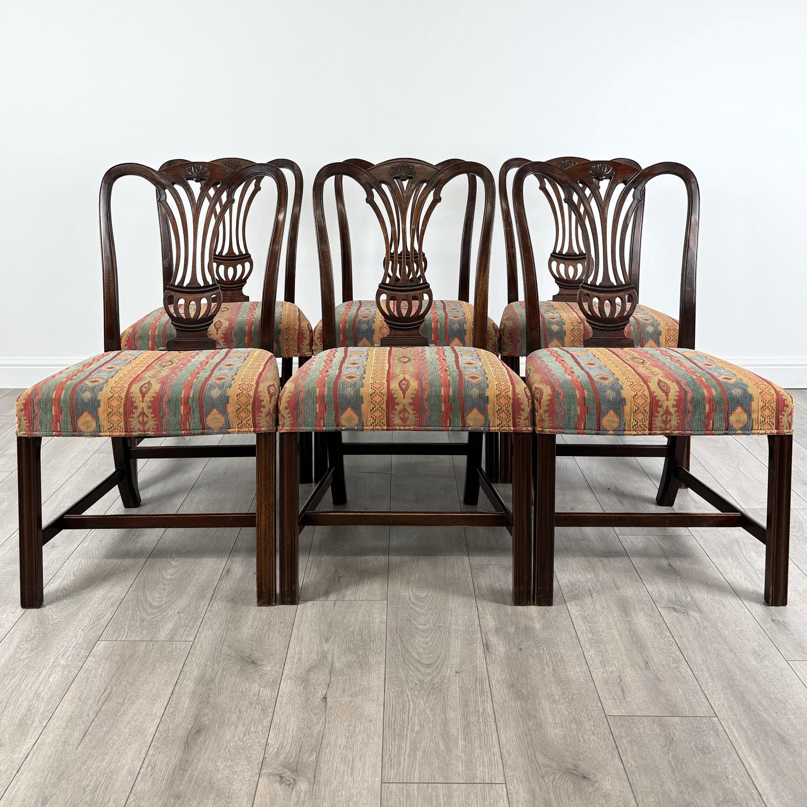 Antique 18th Century Set of 6 Dining Chairs in Mahogany (1 of 9)