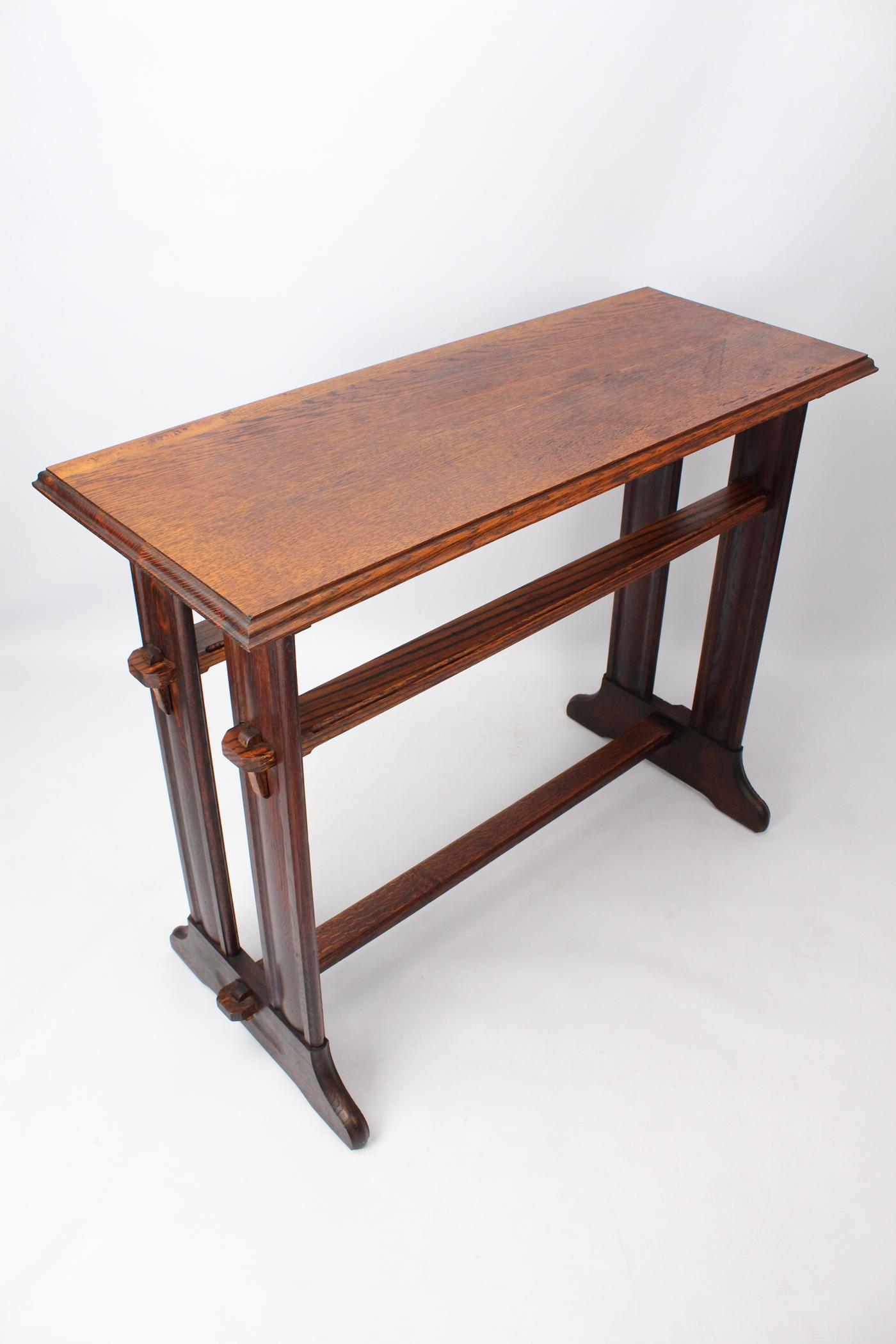 Edwardian Arts & Crafts Oak Side Table / Hall Table (1 of 13) Edwardian Arts & Crafts Oak Side Table / Hall Table (1 of 13)