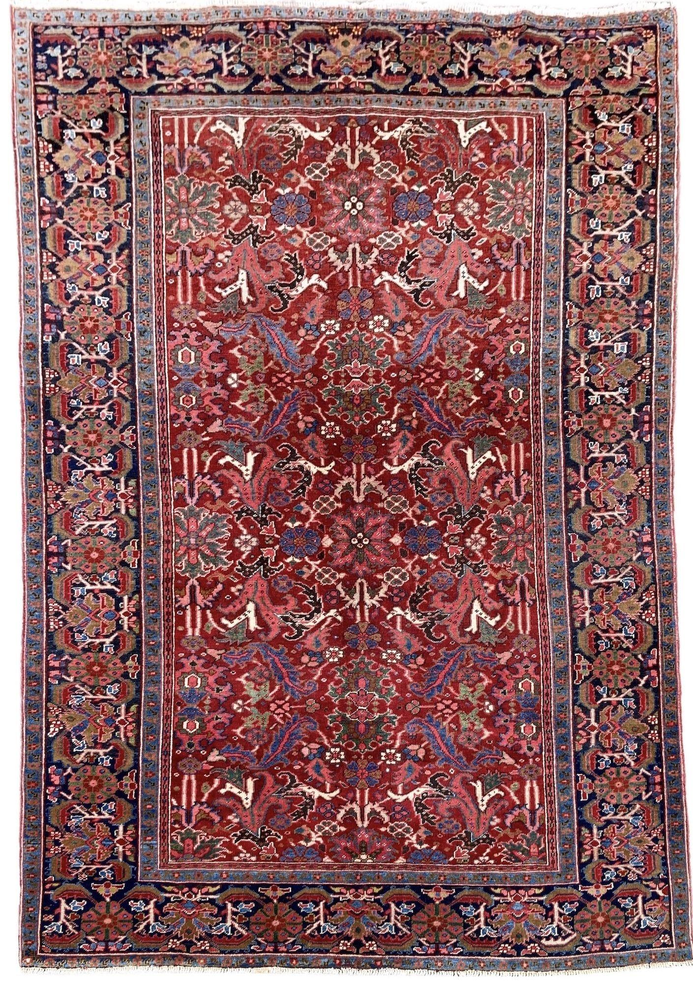 Antique Heriz Carpet 3.29m x 2.25m (1 of 14) Antique Heriz Carpet 3.29m x 2.25m (1 of 14)