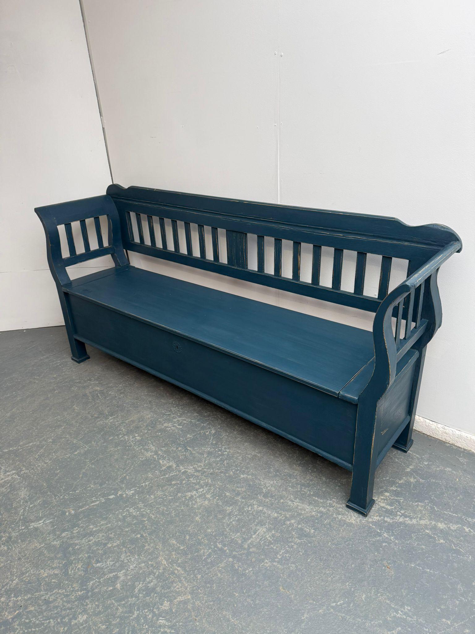 A Genuine Hungarian Antique / Old Pine Painted Blue Victorian 3/4 Seater Bench (1 of 9) A Genuine Hungarian Antique / Old Pine Painted Blue Victorian 3/4 Seater Bench (1 of 9)