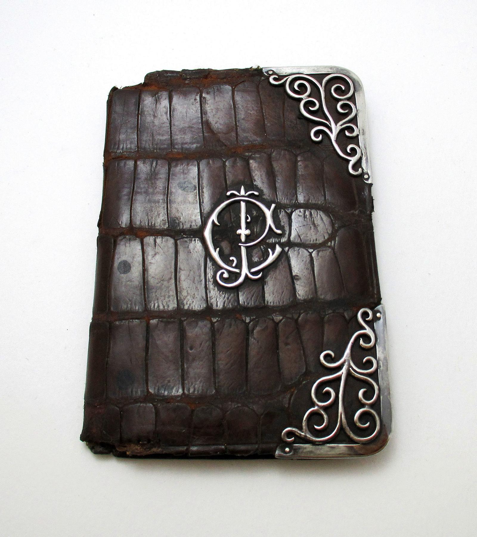 Victorian Crocodile Leather & Sterling Silver Mounted Wallet Stamp Note Pad Credit Card Case Aide Memoire 1892 (1 of 10) Victorian Crocodile Leather & Sterling Silver Mounted Wallet Stamp Note Pad Credit Card Case Aide Memoire 1892 (1 of 10)