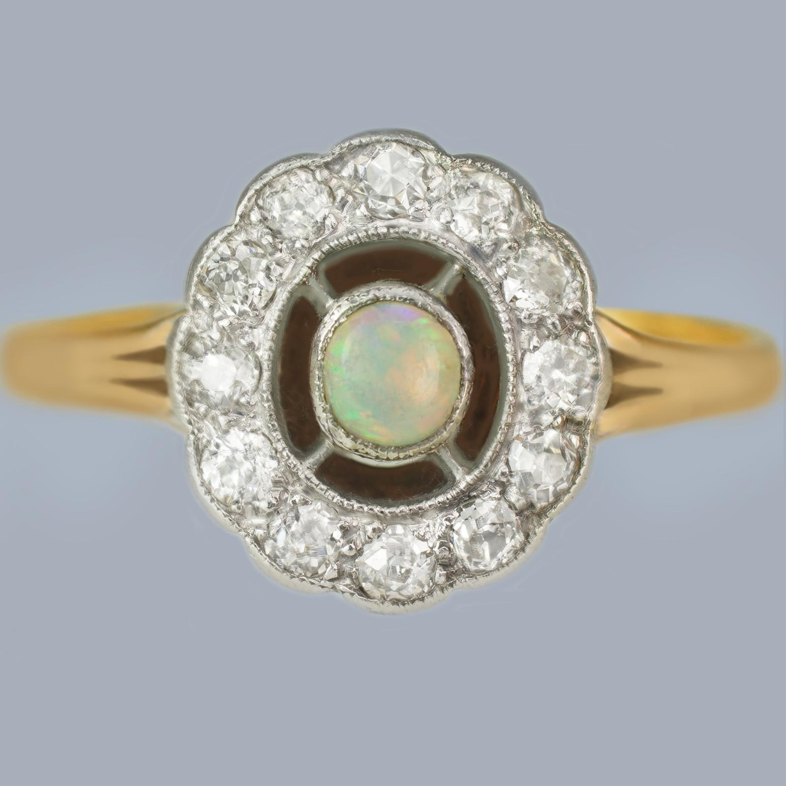 Antique Edwardian Opal & Diamond Ring 18ct Gold Antique Cluster Ring c.1910 (1 of 6)