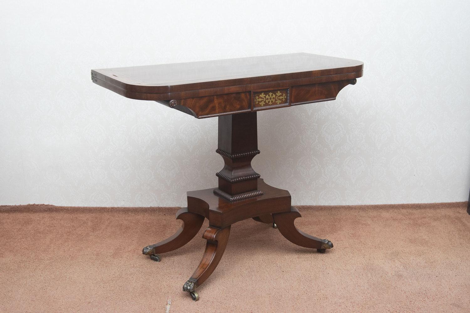 Georgian Period Fold-over Card Table (1 of 10)