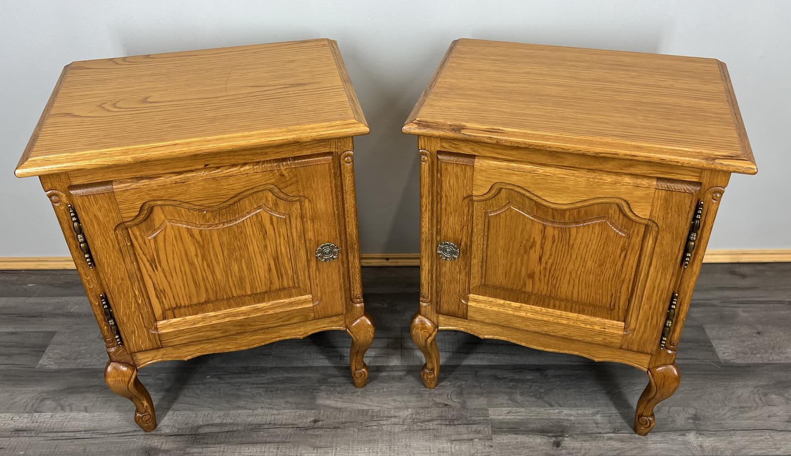 Pair of French Oak Vintage Nightstands / Bedside Tables (1 of 11)