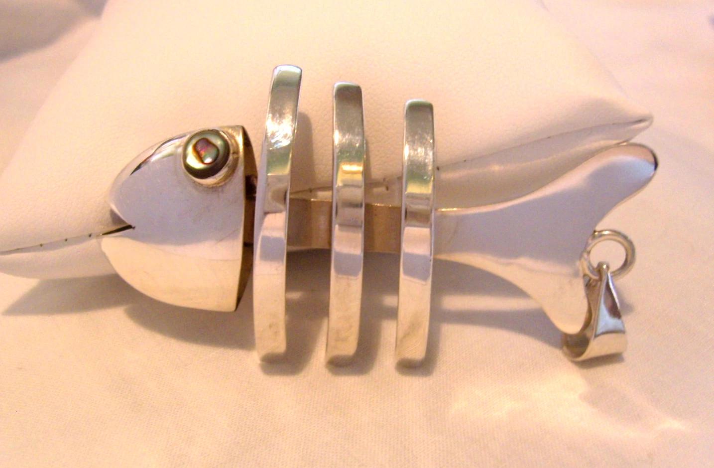 Silver Fish Pendant Very Large Fishbone Mexican 925 Heavy 29.9 Grams 8.9 cm Length (1 of 11)