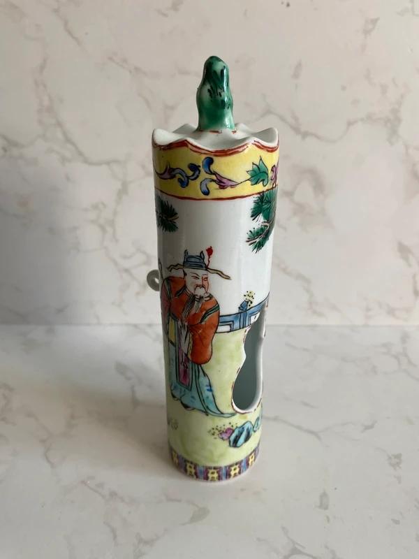 Chinese Famille Rose Porcelain Scholars Bird Feeder Antique Chinese Export Style (1 of 4) Chinese Famille Rose Porcelain Scholars Bird Feeder Antique Chinese Export Style (1 of 4)