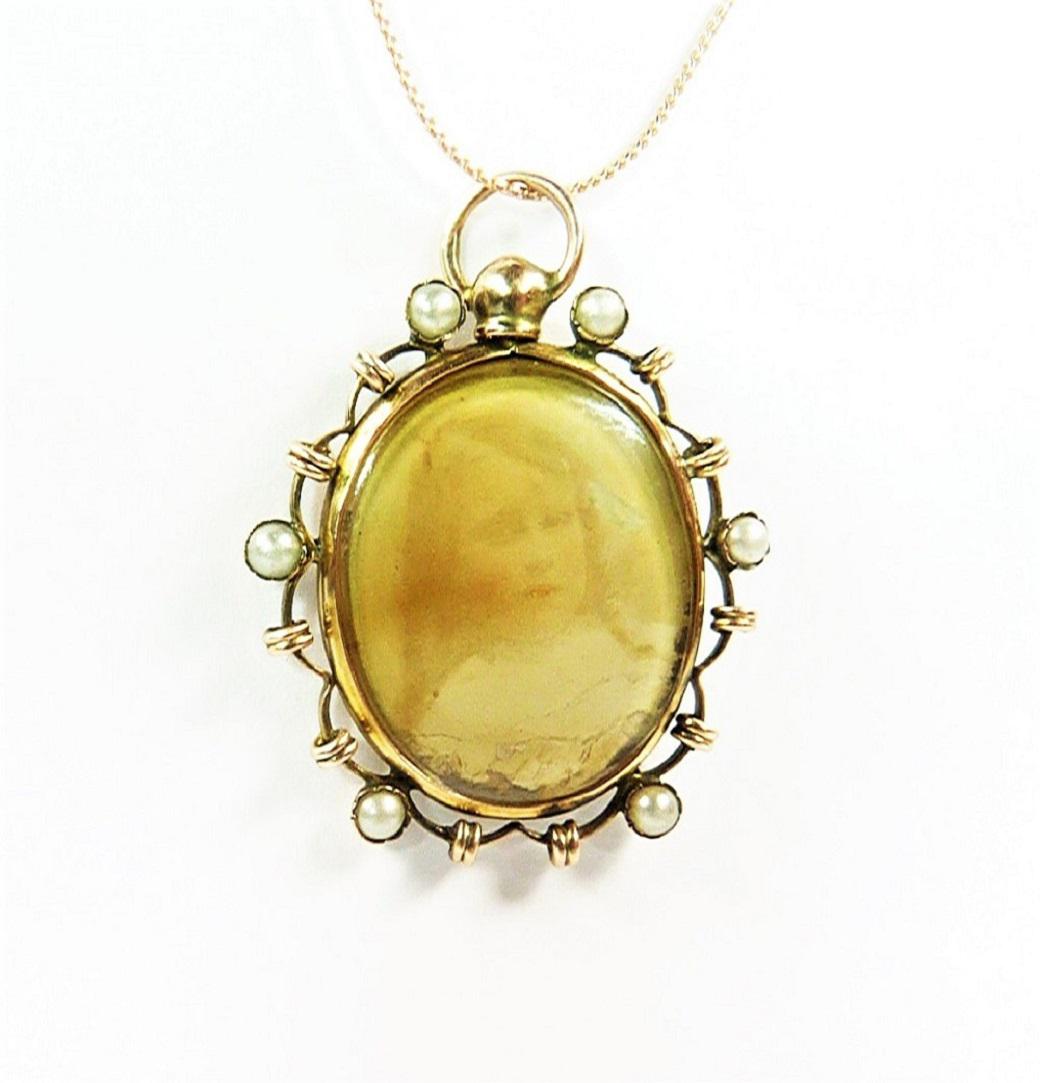 Edwardian Hallmarked Gold Photo Locket with Necklace (1 of 8)