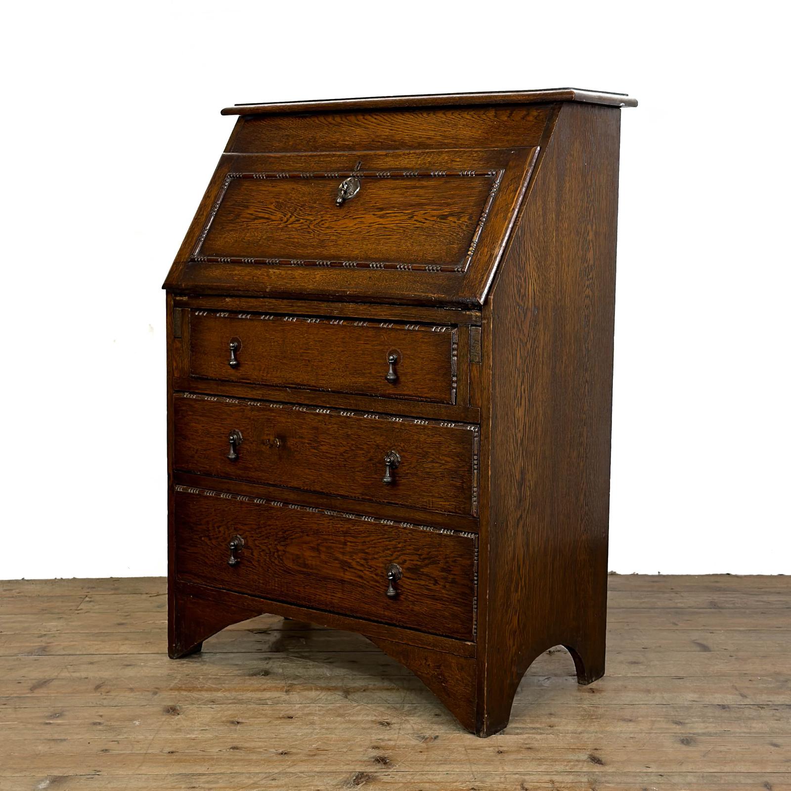Early 20th Century Oak Jacobean Style Bureau (1 of 10) Early 20th Century Oak Jacobean Style Bureau (1 of 10)