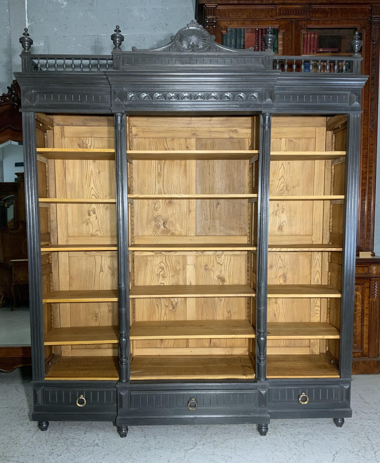 STUNNING FRENCH BOOKCASE (1 of 19) STUNNING FRENCH BOOKCASE (1 of 19)