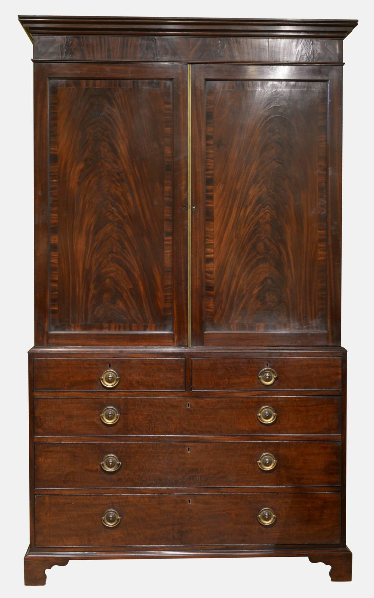 18th Century Mahogany Linen Press (1 of 1) 18th Century Mahogany Linen Press (1 of 1)