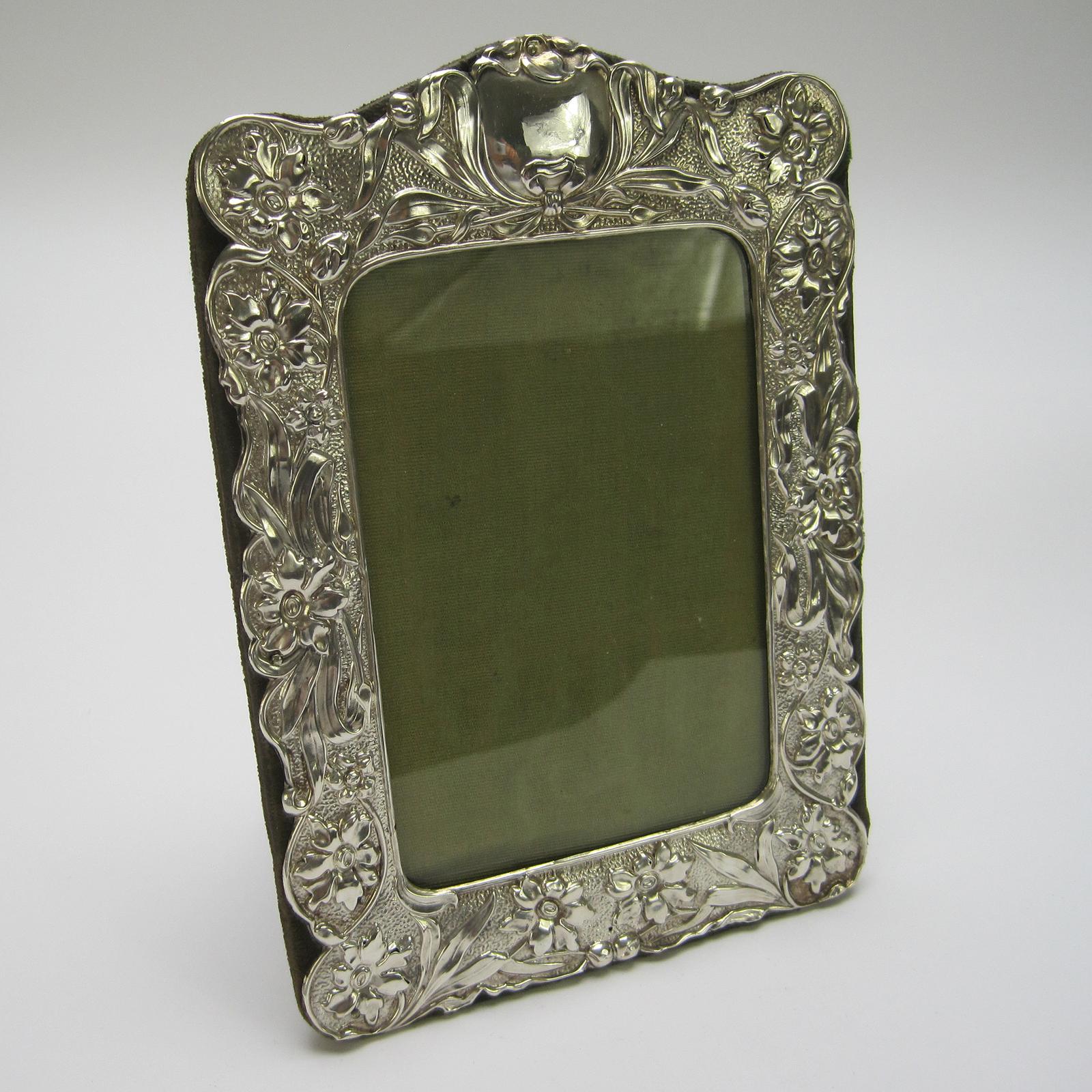 Floral Mounted Edwardian Chester Silver Art Nouveau Style Photo Frame (1 of 7) Floral Mounted Edwardian Chester Silver Art Nouveau Style Photo Frame (1 of 7)