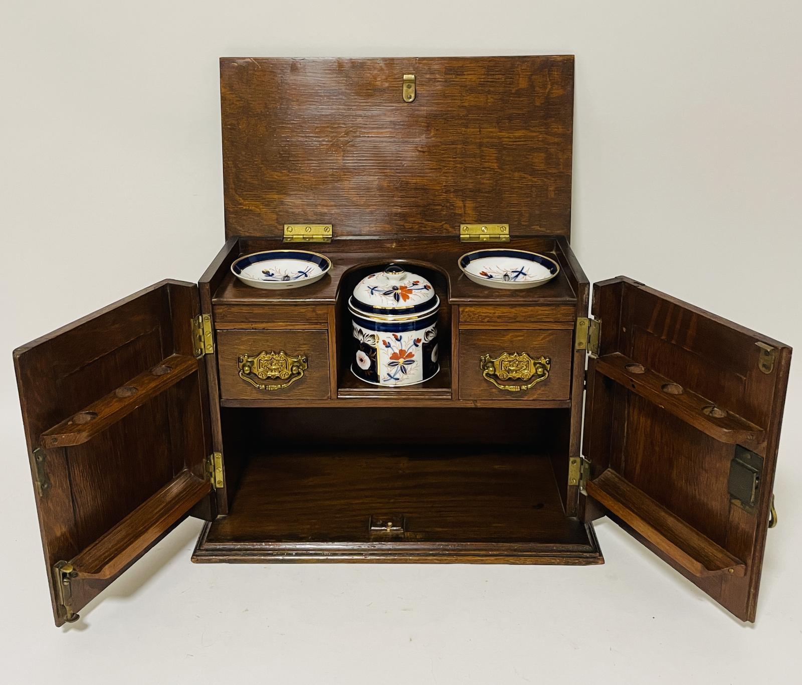 Edwardian Oak Smokers Cabinet with Imari Bowls (1 of 16) Edwardian Oak Smokers Cabinet with Imari Bowls (1 of 16)
