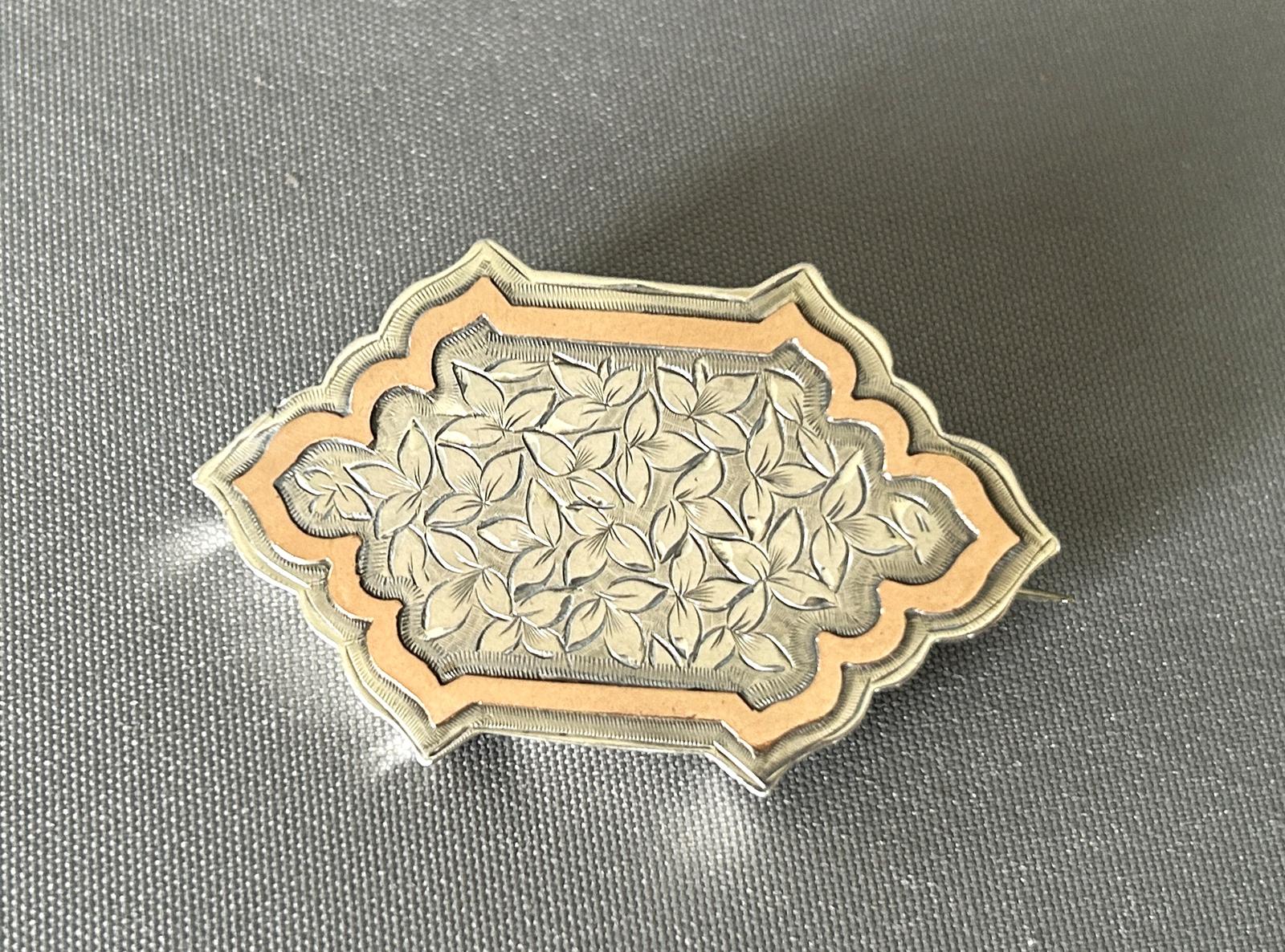 Victorian Silver & Gold Sweetheart Brooch/locket (1 of 8)