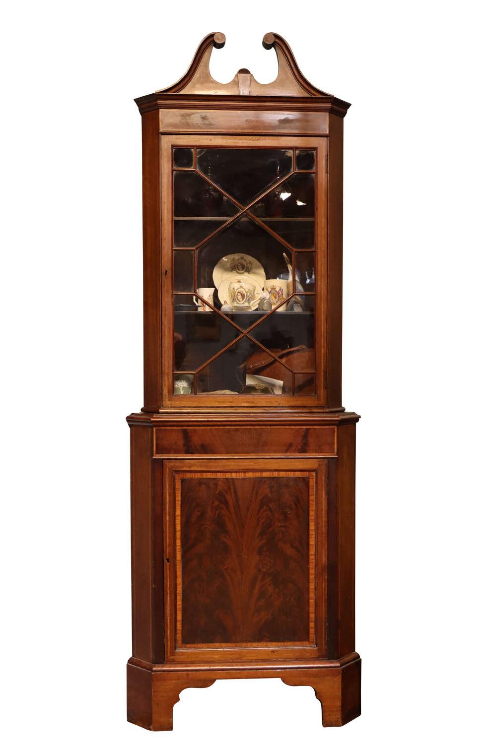 Sheraton Revival Corner Cabinet (1 of 3)
