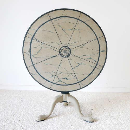 Fine Quality Georgian Tilt Top Table - c.1780 Later Painted (1 of 11) Fine Quality Georgian Tilt Top Table - c.1780 Later Painted (1 of 11)