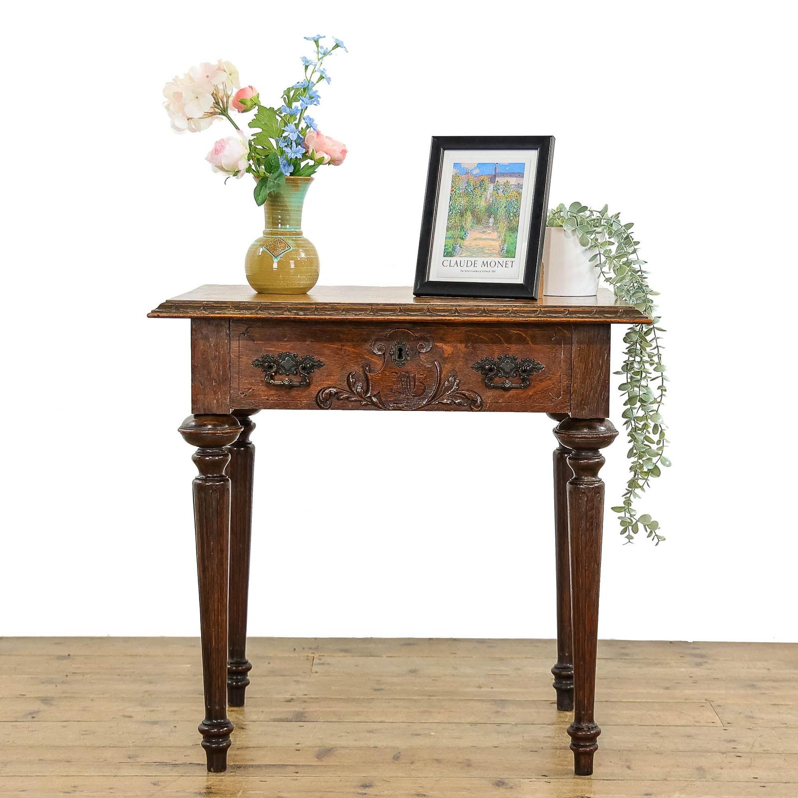Antique Victorian Carved Oak Side Table (1 of 7) Antique Victorian Carved Oak Side Table (1 of 7)