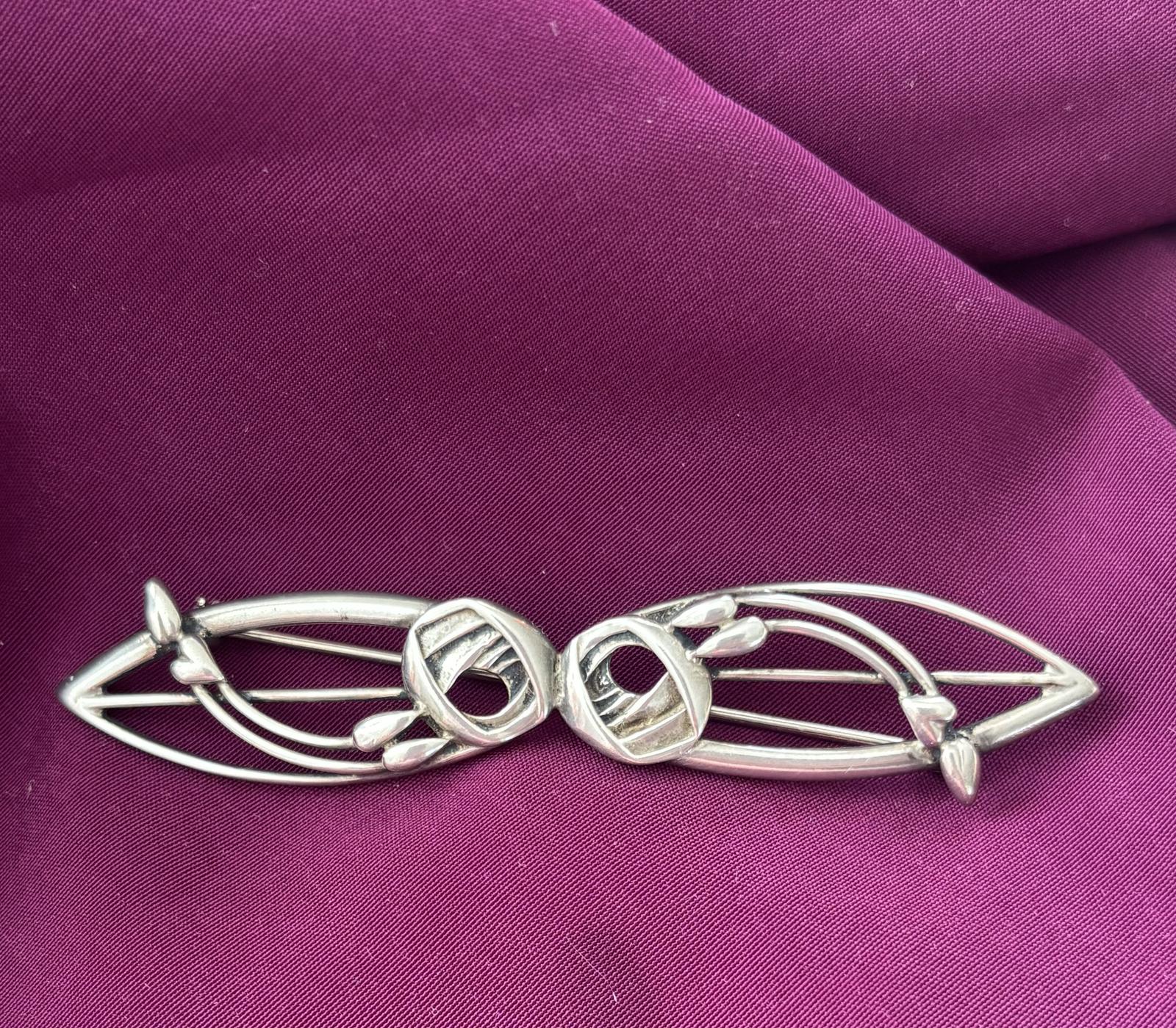 Ola M Gorie Silver Double Rose Brooch (1 of 6) Ola M Gorie Silver Double Rose Brooch (1 of 6)