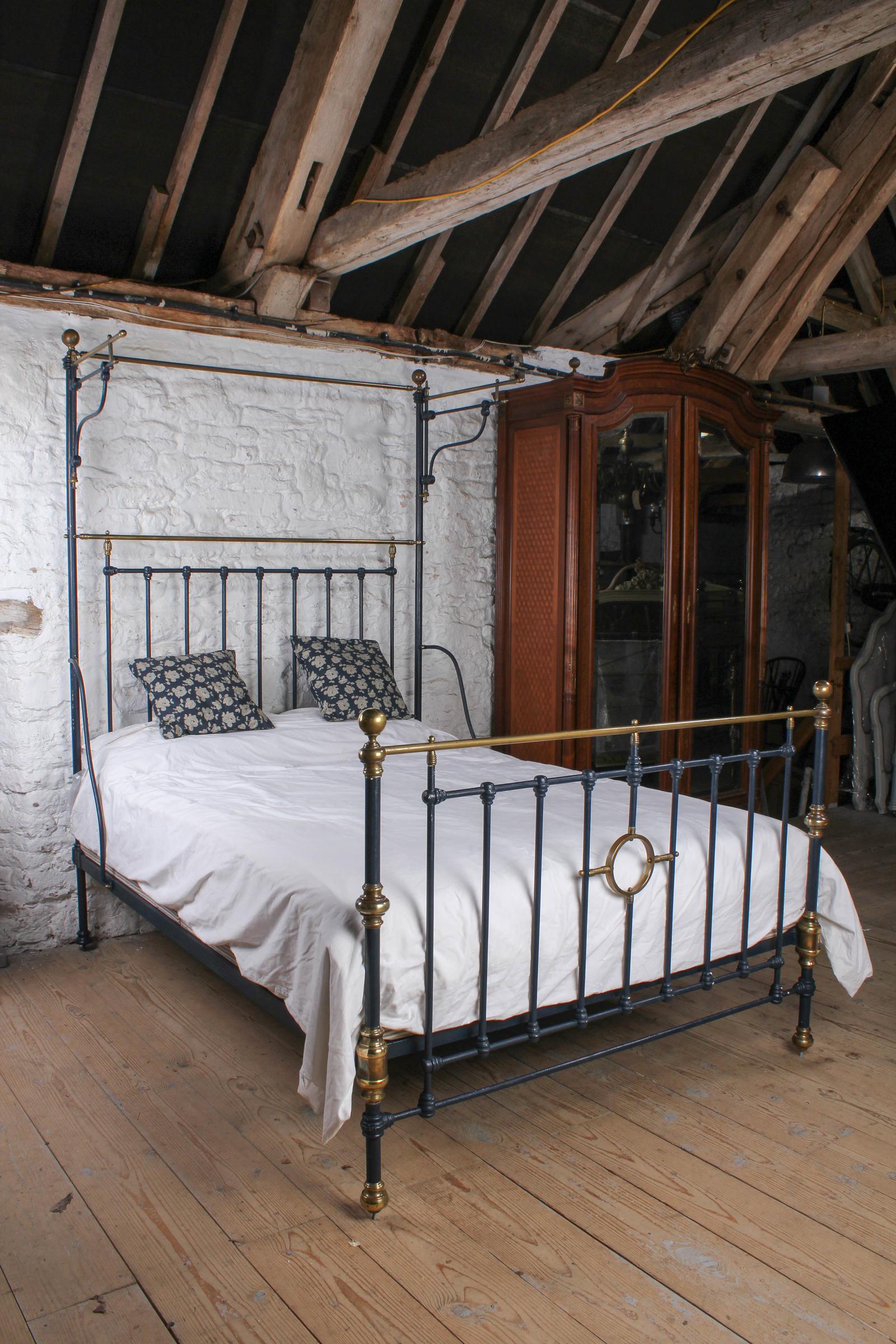 Beautiful Victorian King Size Half Tester Bed (1 of 8)