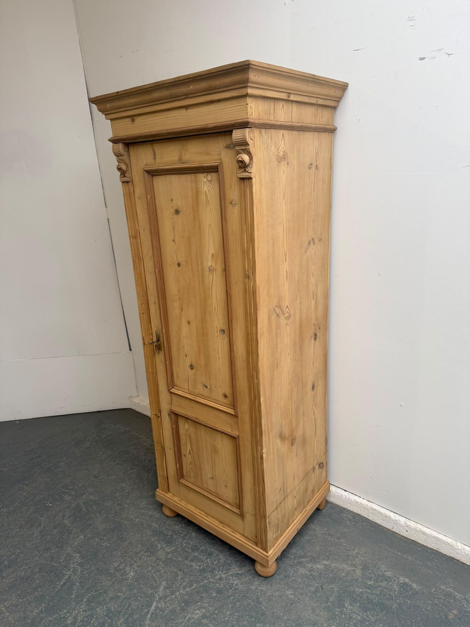 Low Wide Cottage Antique Pine 1 Door Linen Cupboard to wax /paint (1 of 10) Low Wide Cottage Antique Pine 1 Door Linen Cupboard to wax /paint (1 of 10)