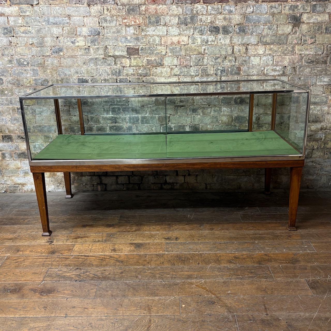 Large Early 20th Century Shop Display Counter (1 of 7) Large Early 20th Century Shop Display Counter (1 of 7)