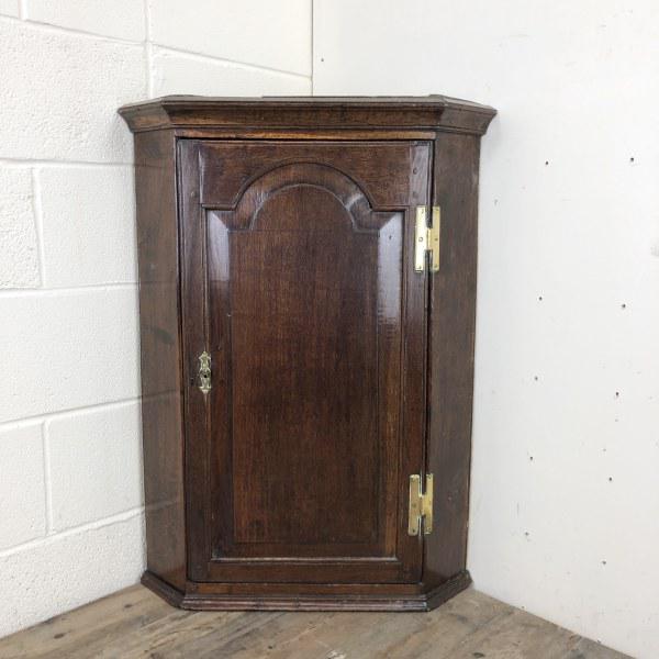 Georgian Oak Wall Hanging Corner Cupboard (1 of 8) Georgian Oak Wall Hanging Corner Cupboard (1 of 8)