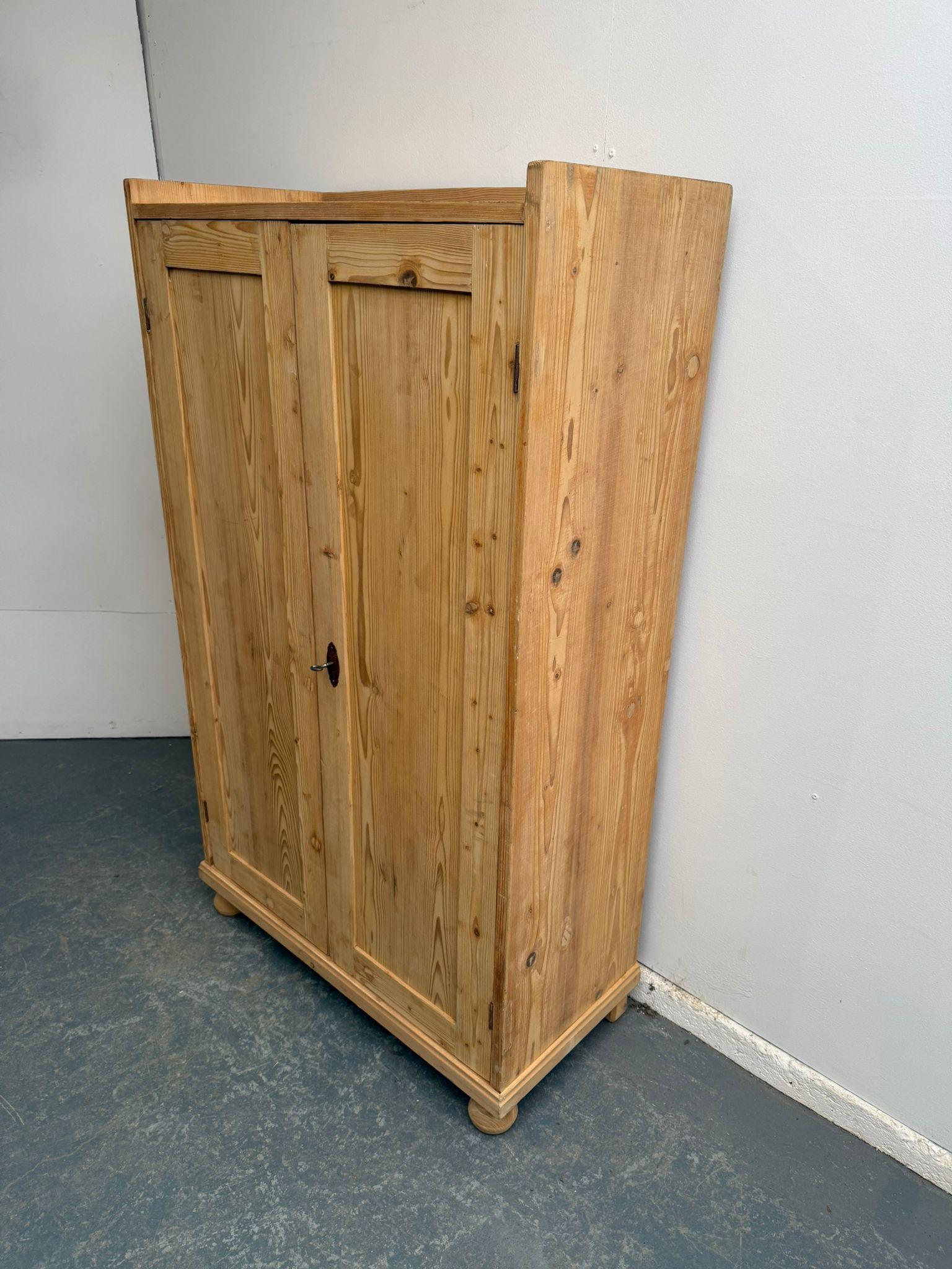 A Superb Victorian Antique / Old Pine 2 Door Storage Cupboard to Wax/paint (1 of 7)