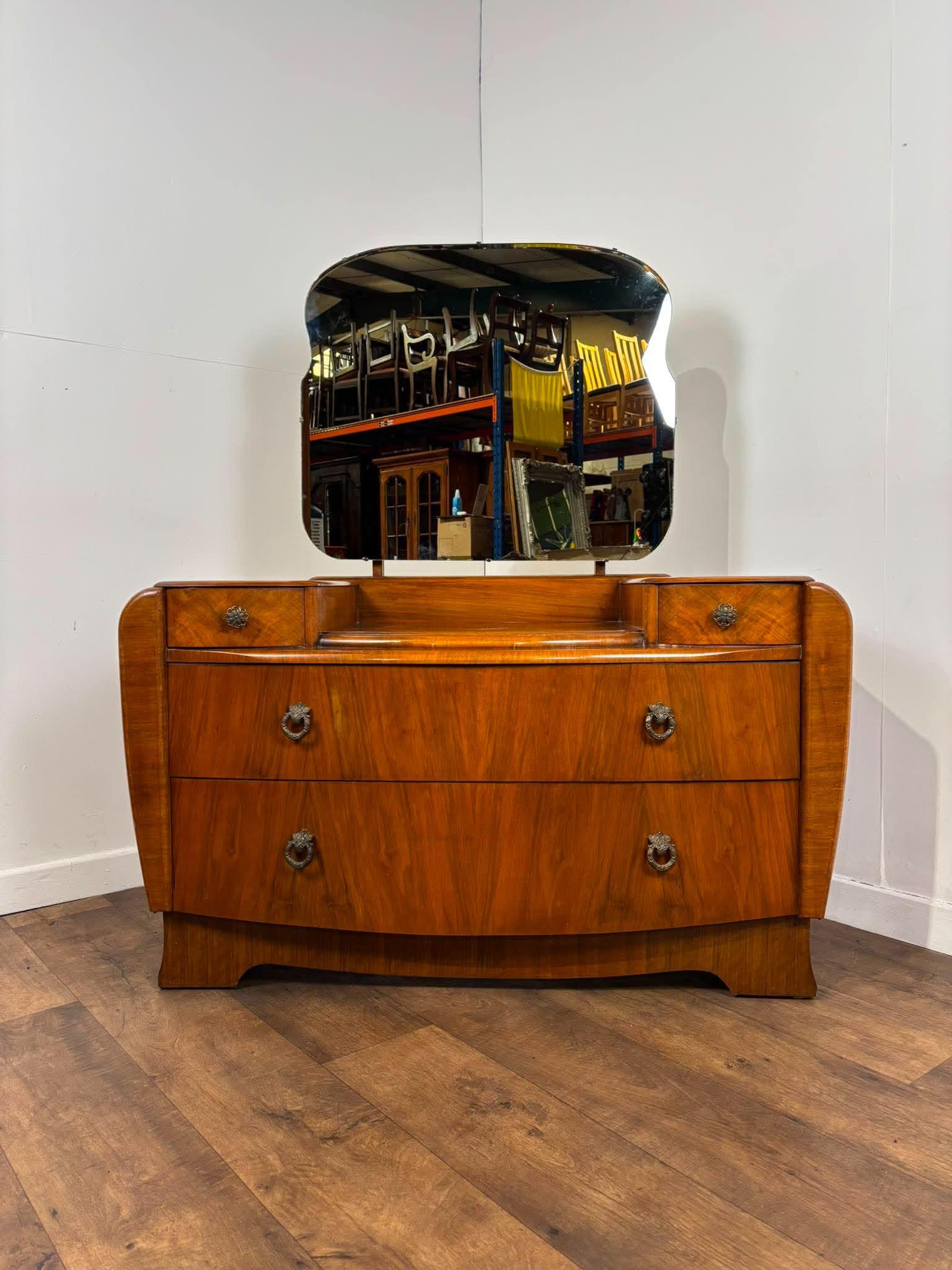 Vintage Walnut Veneered Dressing Table with Removable Mirror (1 of 12) Vintage Walnut Veneered Dressing Table with Removable Mirror (1 of 12)