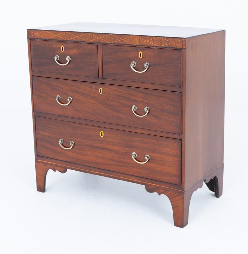 Regency Mahogany Chest of Drawers (1 of 7) Regency Mahogany Chest of Drawers (1 of 7)