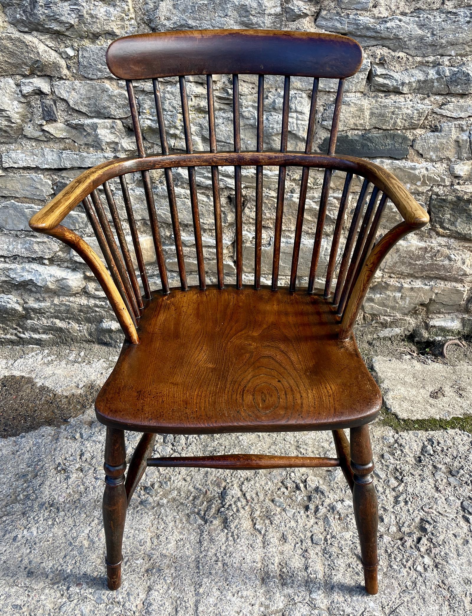 Early Victorian Elm Seated Comb Back Windsor Chair (1 of 18)