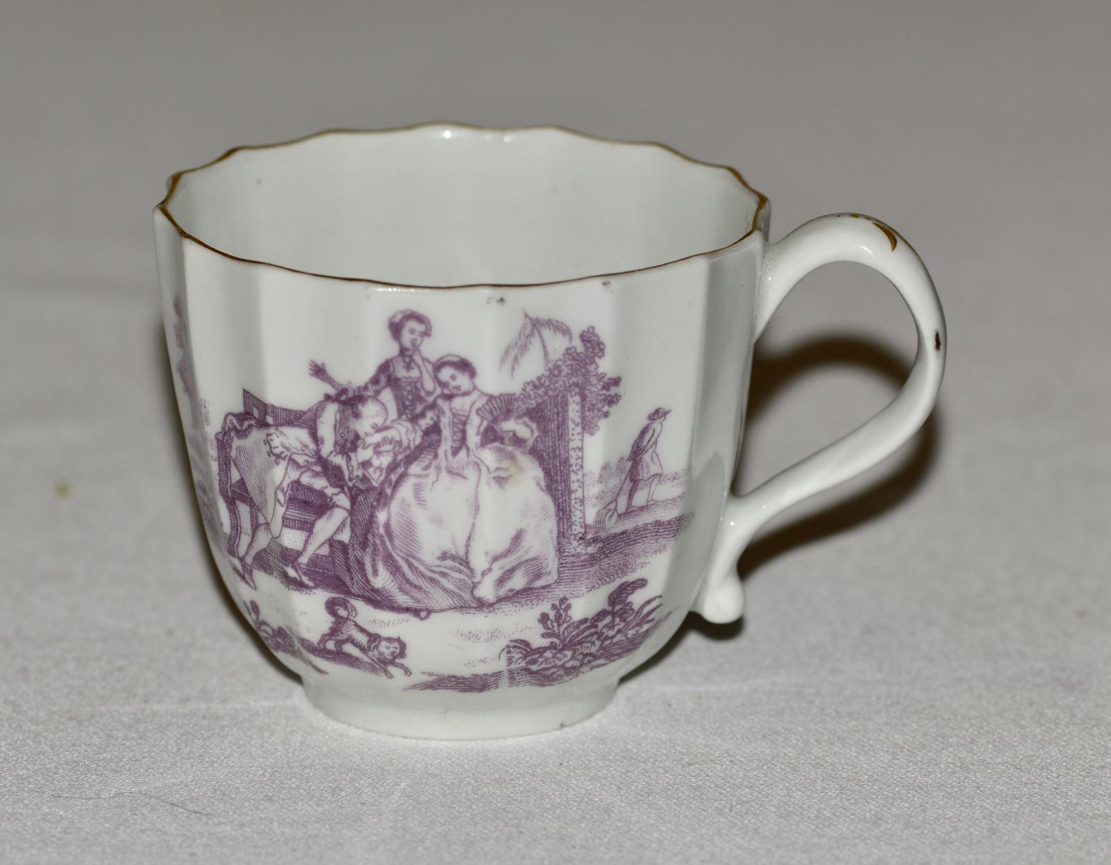 Worcester L'amour Pattern Fluted Porcelain Coffee Cup c.1770 (1 of 6)