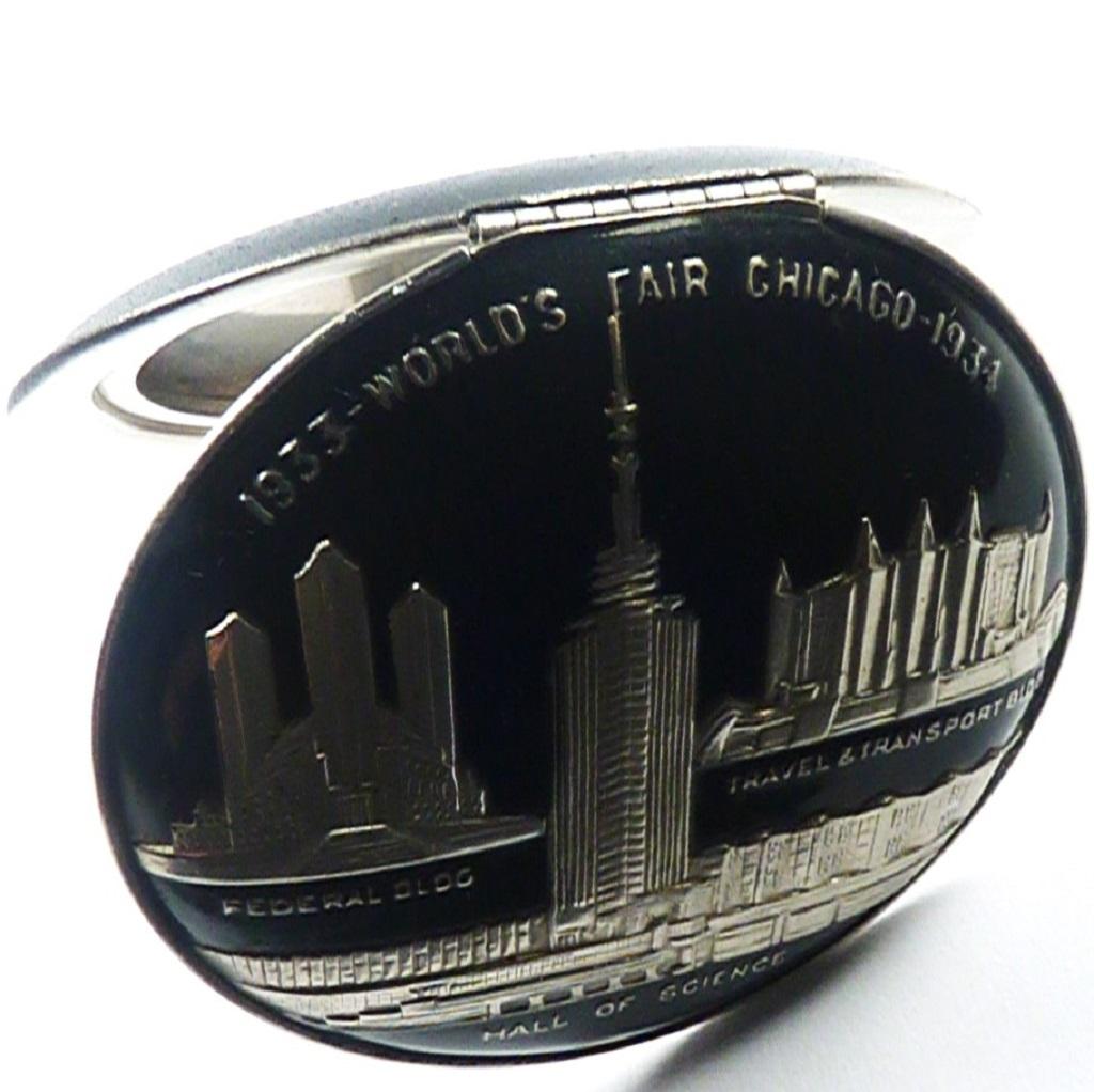 Chicago World's Fair Antique Powder Compact (1 of 7)