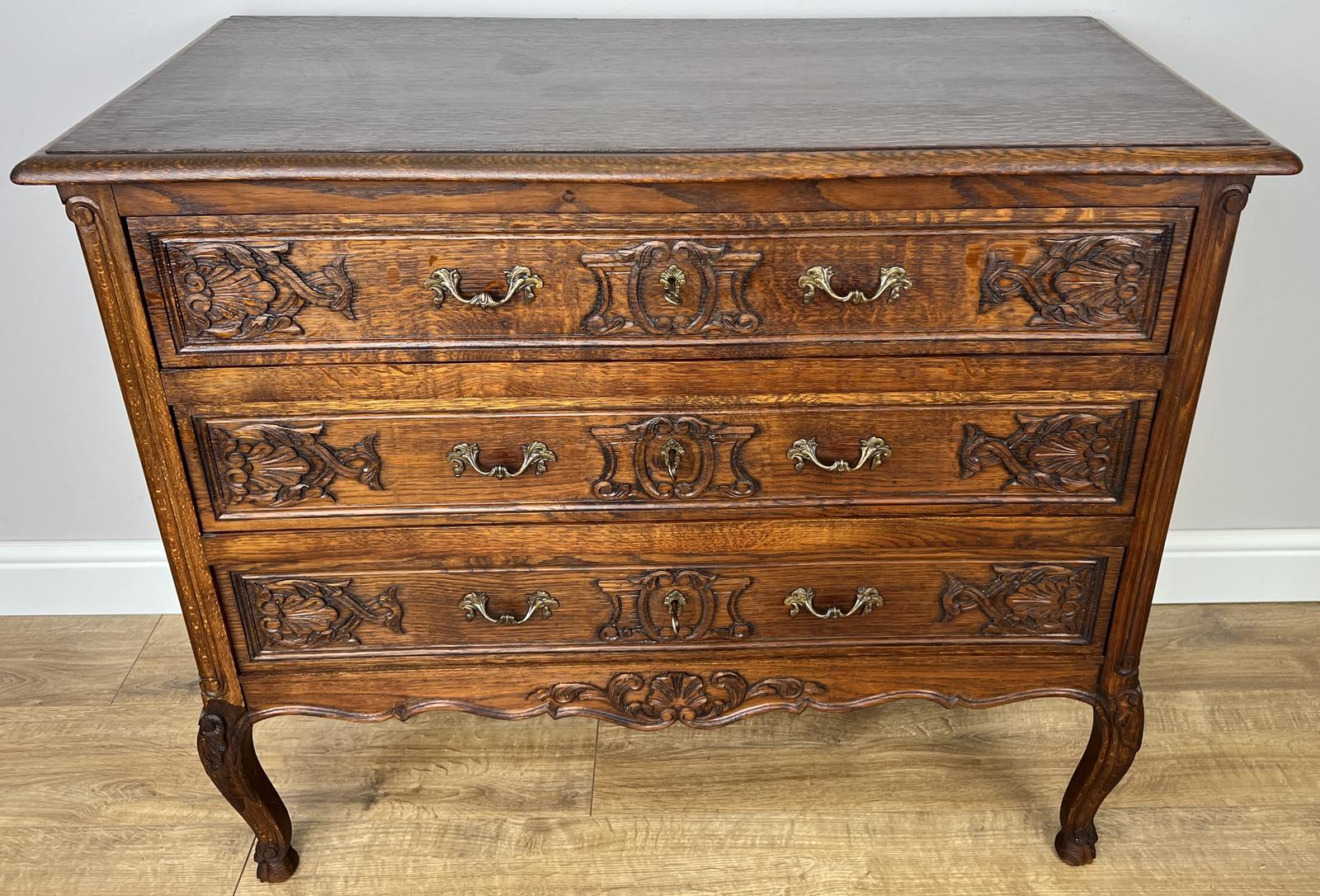 Chest of Drawers Vintage French Style Oak 3 Drawers Carved Cabinet (1 of 15) Chest of Drawers Vintage French Style Oak 3 Drawers Carved Cabinet (1 of 15)