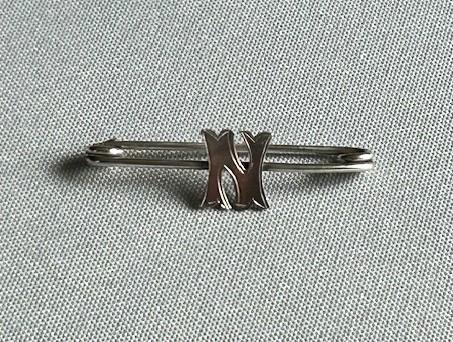 Victorian Initial N Silver Safety Pin Brooch (1 of 5)