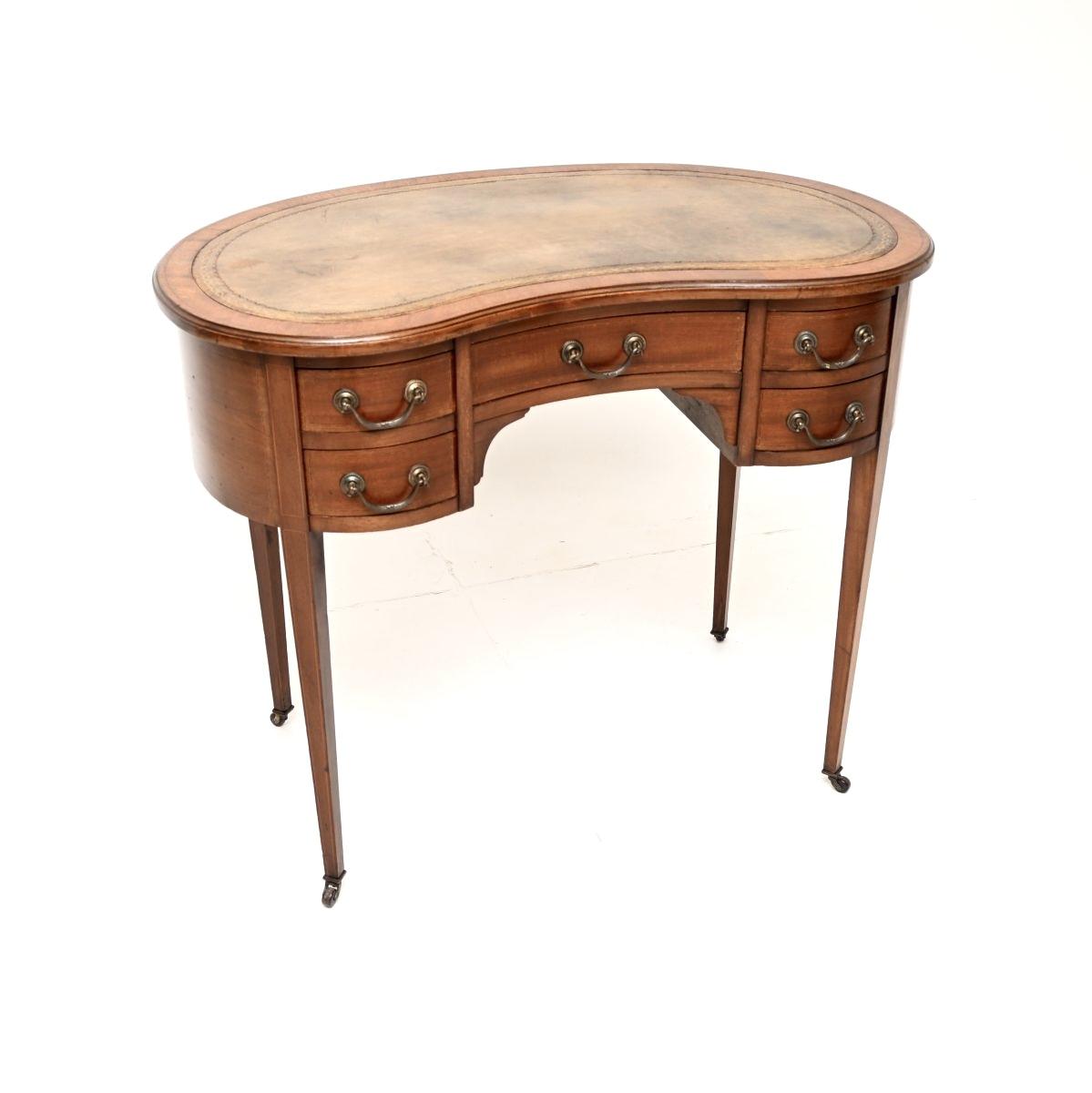 Antique Edwardian Mahogany Leather Top Kidney Shaped Desk (1 of 10) Antique Edwardian Mahogany Leather Top Kidney Shaped Desk (1 of 10)