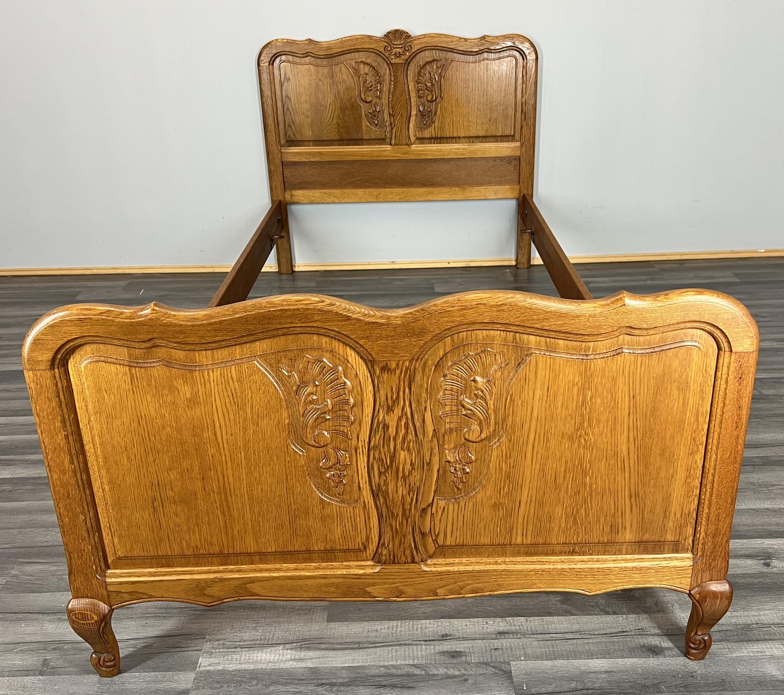 Bed Frame Vintage French Style Oak Single Carved Panel LOT 4074 (1 of 9)