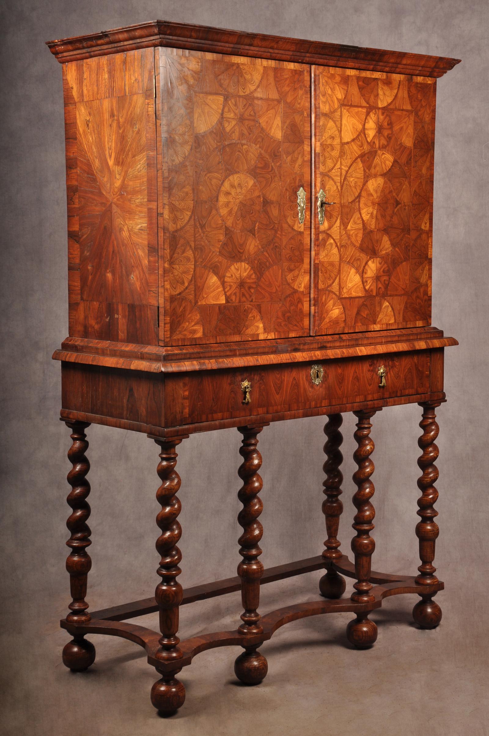 Important 17th Century Kingwood Cabinet on Stand (1 of 26)