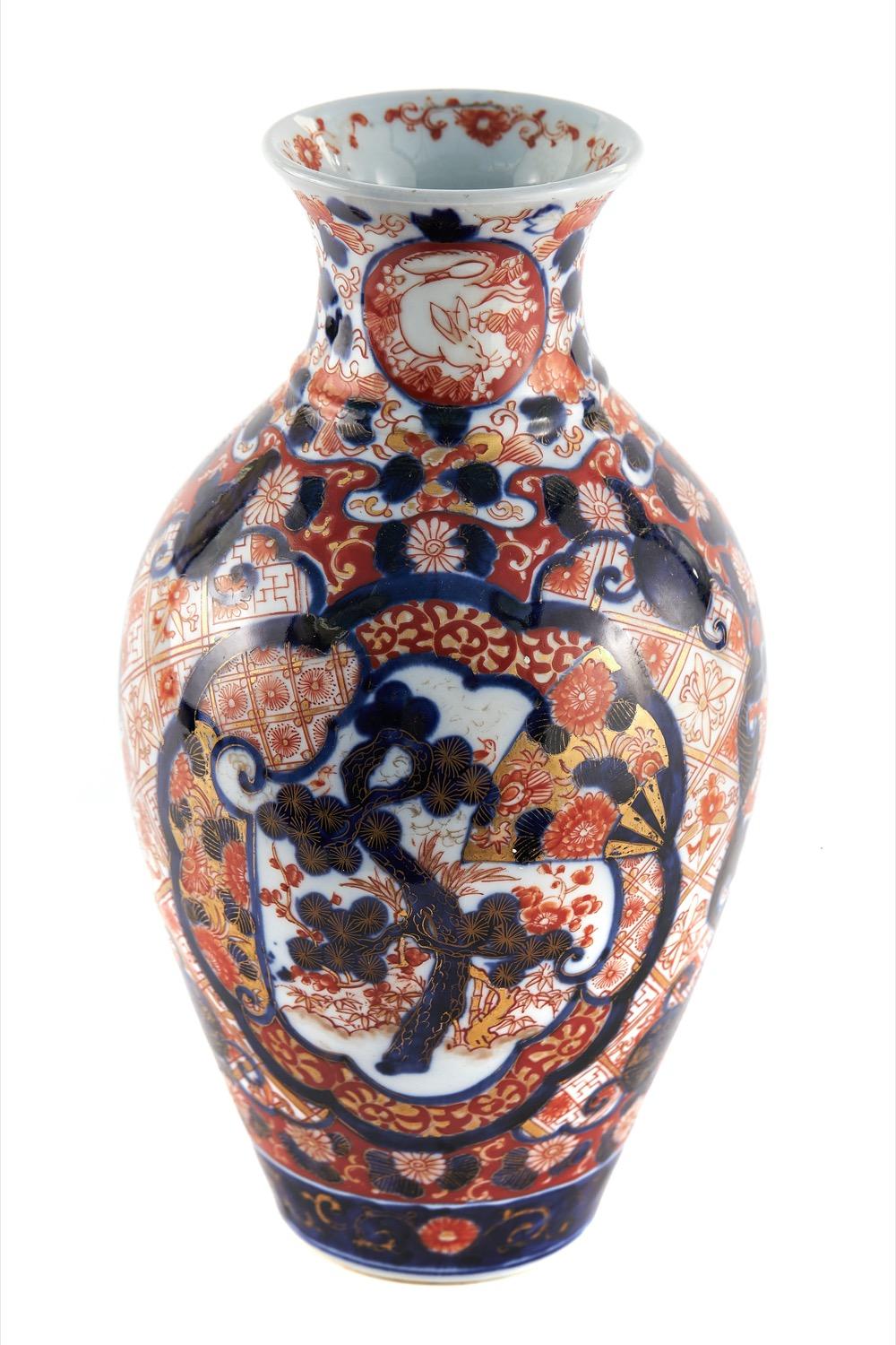 Antique Quality Japanese Imari Vase (1 of 7)