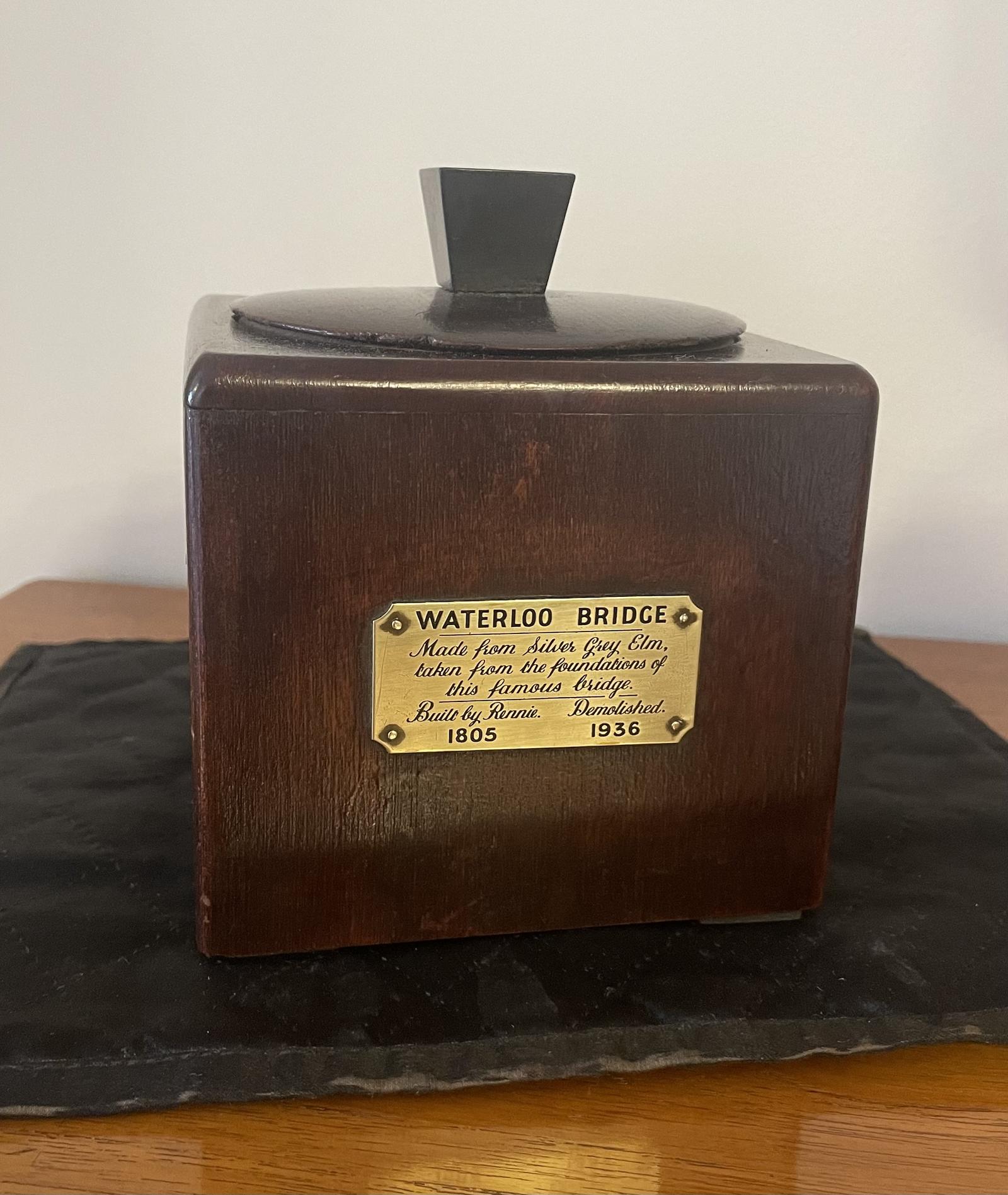 Waterloo Bridge Caddy / Box (1 of 8)