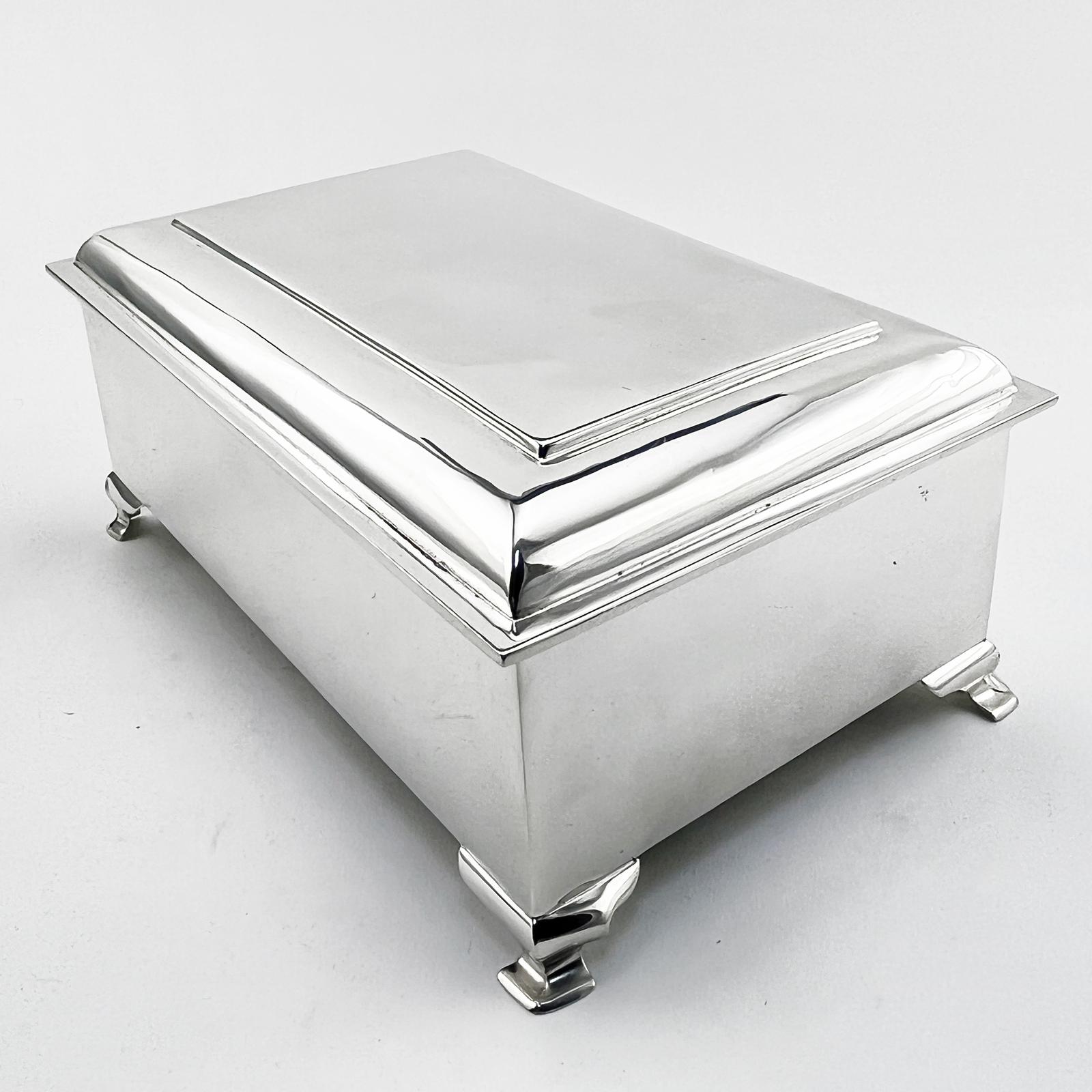 Large Handsome Silver Plated Cigar or Trinket Box (1 of 9) Large Handsome Silver Plated Cigar or Trinket Box (1 of 9)
