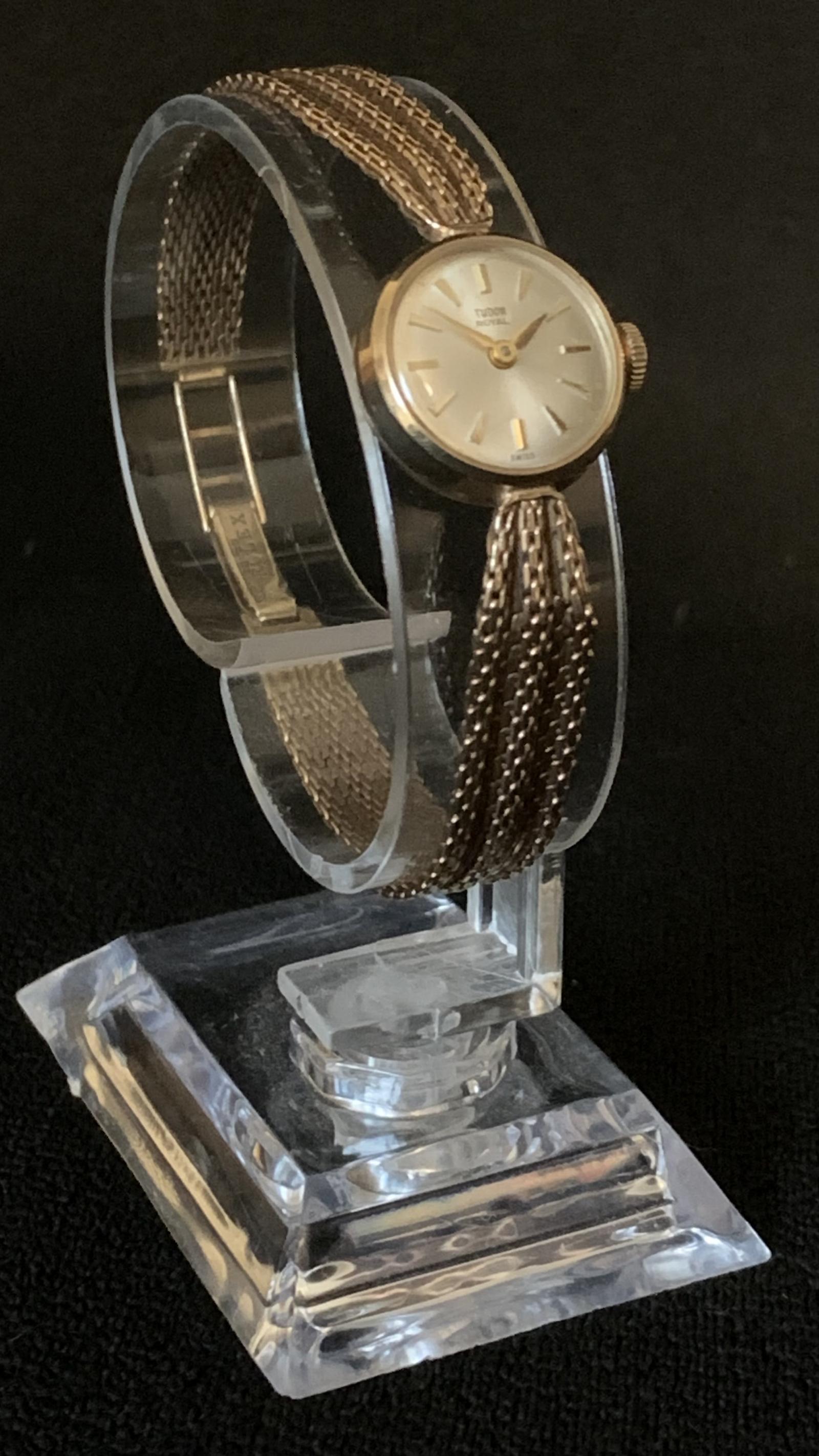 Tudor Royal / Rolex 9ct Gold Ladies Wristwatch (1 of 5)