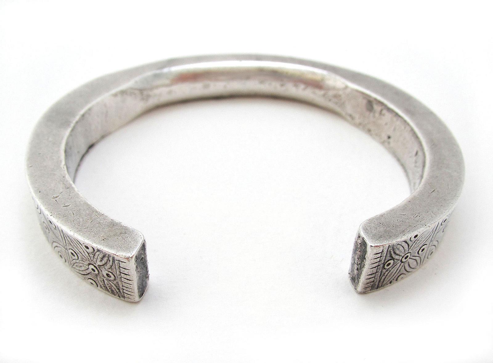 Rare 19th Century Hmong or Mien Tribal Solid Sterling Silver Bangle Bracelet (1 of 7)