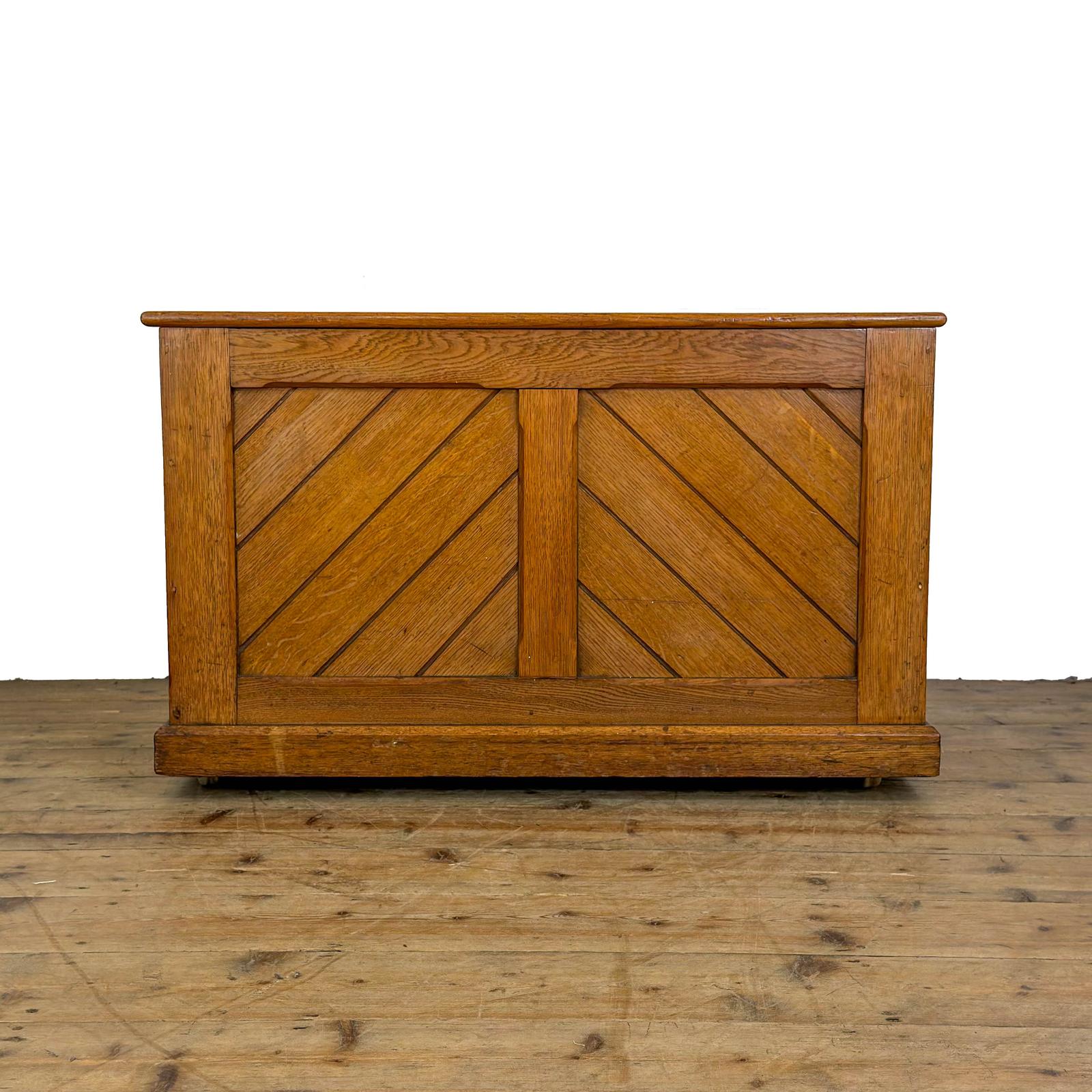Antique Small Trunk Blanket Box (1 of 11) Antique Small Trunk Blanket Box (1 of 11)