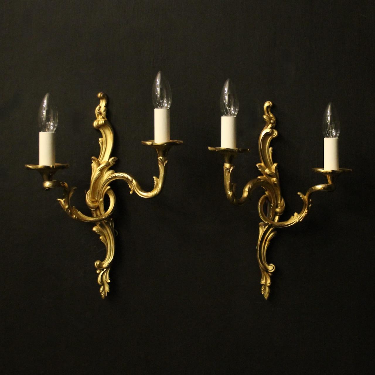 French Pair of Gilded Bronze Antique Wall Lights (1 of 10)