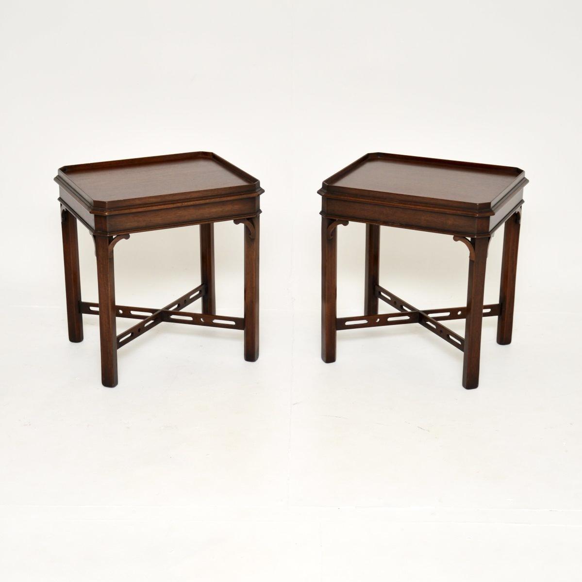 Pair of Antique Mahogany Side Tables (1 of 8)