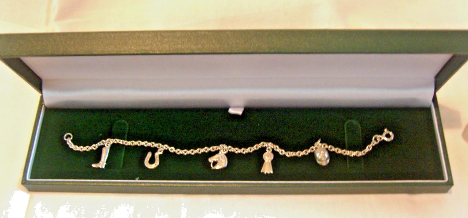 Bracelet Silver 1970s Equestrian 925 With Silver Horse Charms 7 1/4" Length (1 of 19)