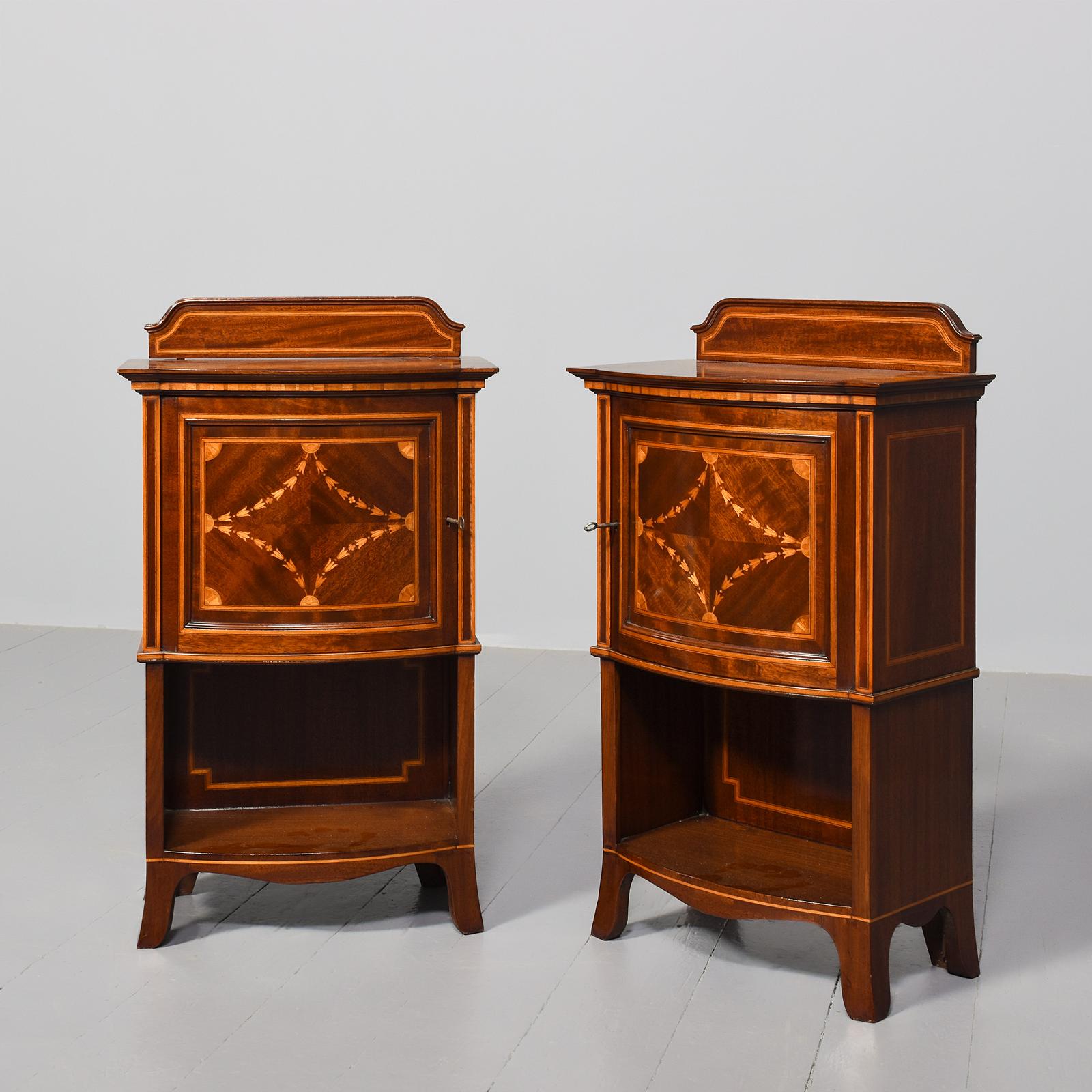 Pair of Neat-size Sheraton-style Inlaid Mahogany Bedside Lockers / Side Tables (1 of 9) Pair of Neat-size Sheraton-style Inlaid Mahogany Bedside Lockers / Side Tables (1 of 9)