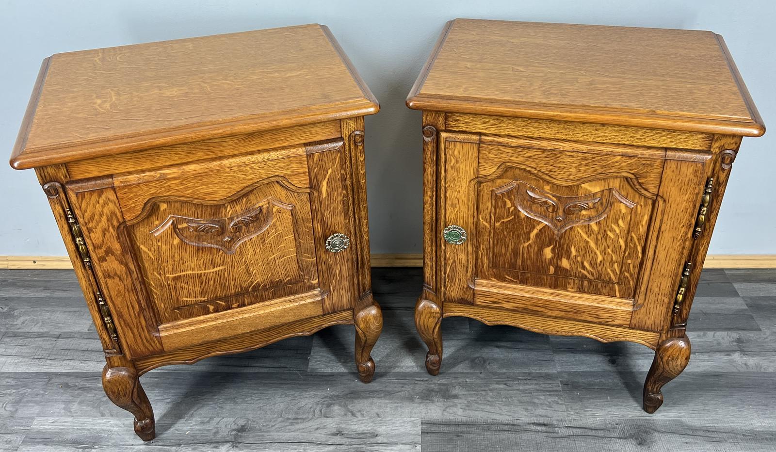 Pair of Bedside Tables Vintage French Oak  Nightstands Carved Cabinets (1 of 11)
