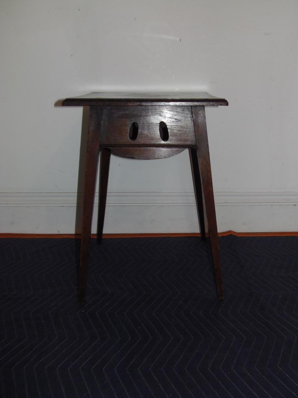 Arts and Crafts Oak Table (1 of 7)