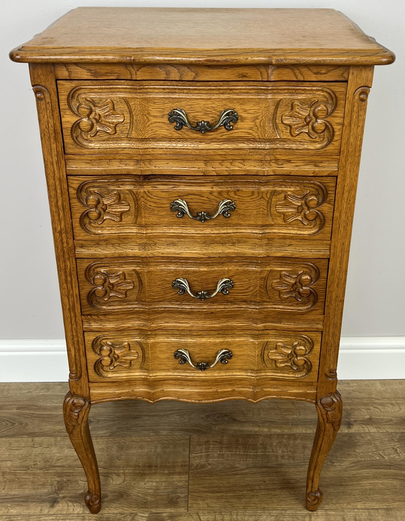 Chest of Drawers Vintage French Style Oak 4 Drawers Cabinet (1 of 10) Chest of Drawers Vintage French Style Oak 4 Drawers Cabinet (1 of 10)