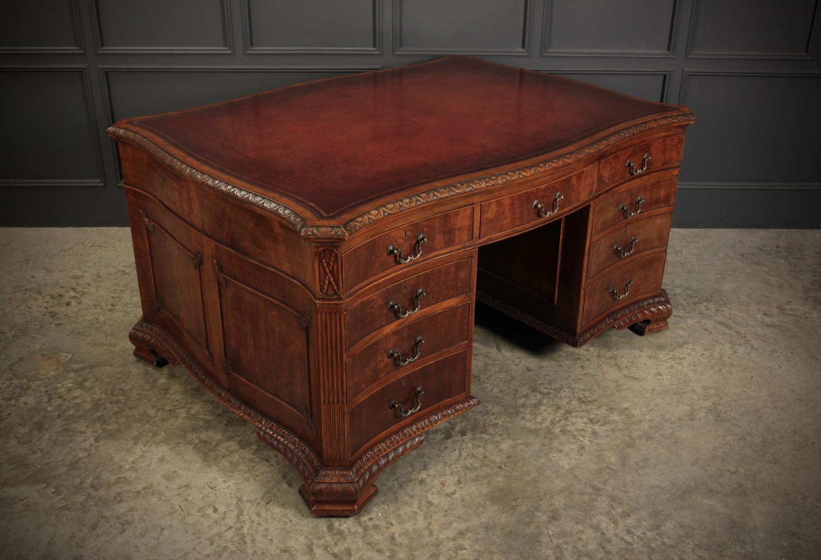Magnificent Serpentine Mahogany Partners Desk (1 of 16)